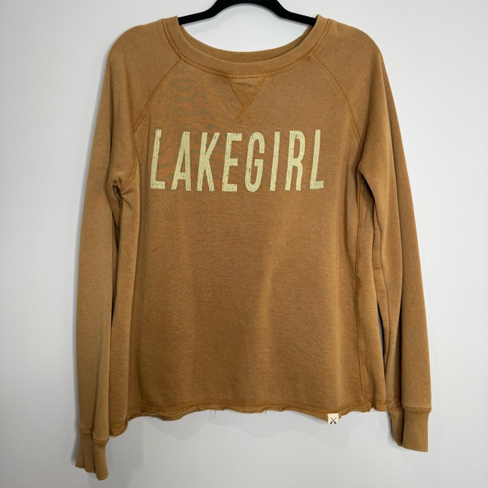 Lakegirl Neutral Raw‎ Hem Crewneck Pullover Lightweight Sweatshirt Size Medium